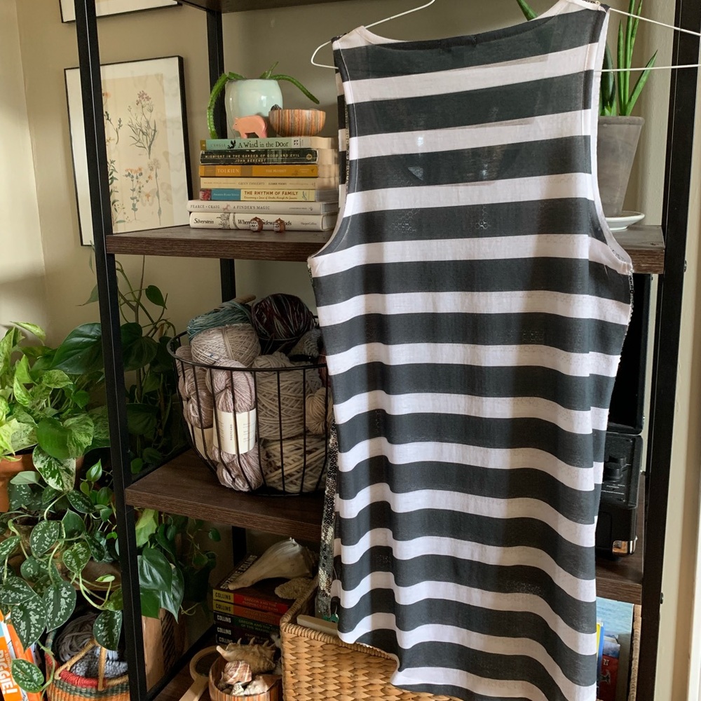 silence + noise Sequined Striped UO Tank Top L โค๏ธ - Picture 5 of 5